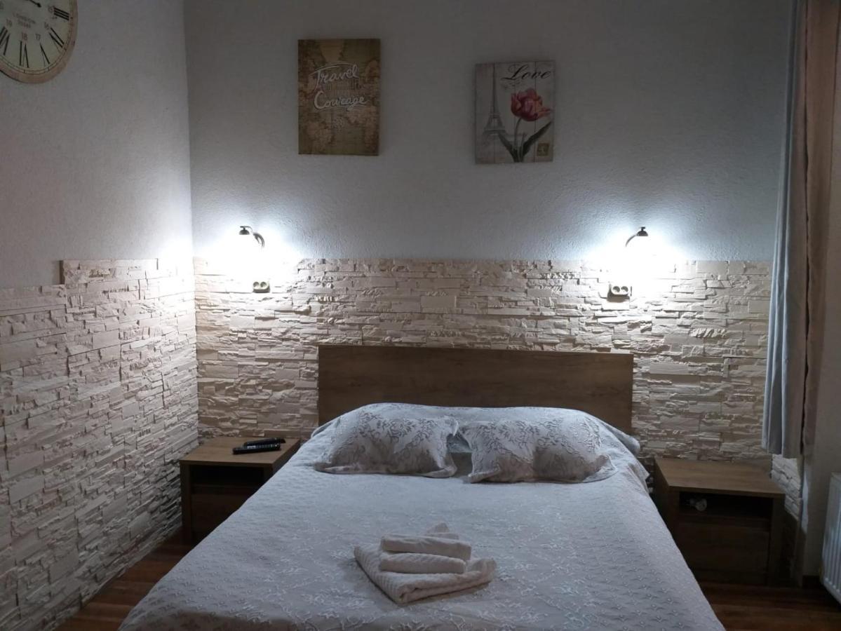 Raphaela Residence Bistriţa Buitenkant foto
